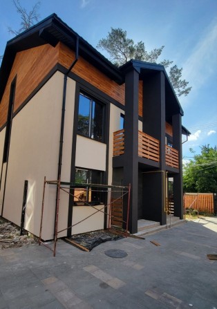 Оренда дуплекс 2части по 180кв.м. В Буче поруч с Річ Таун без внутрен - фото 1