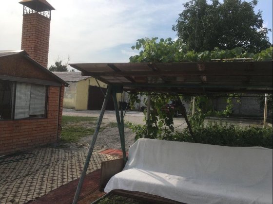 Дом  4 комнаты с бассейном Кривой Рог