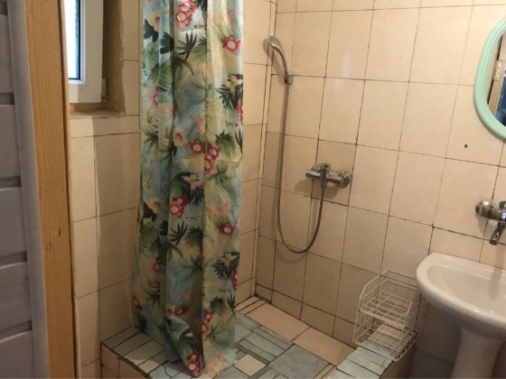 Однокімнатна в особняку район КВАРЦу (поруч ресторан «Венеція») Черновцы