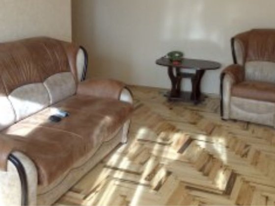 Здам 2-к. квартиру на Космосі (Малиновського)