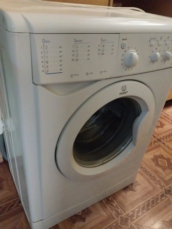 Здам 1к.кв на Космонавтів для однієї або двох людей - фото 1