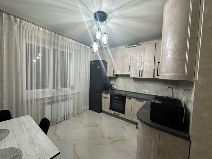 Оренда 2 к ремонт, вул. Миколаївська - фото 1