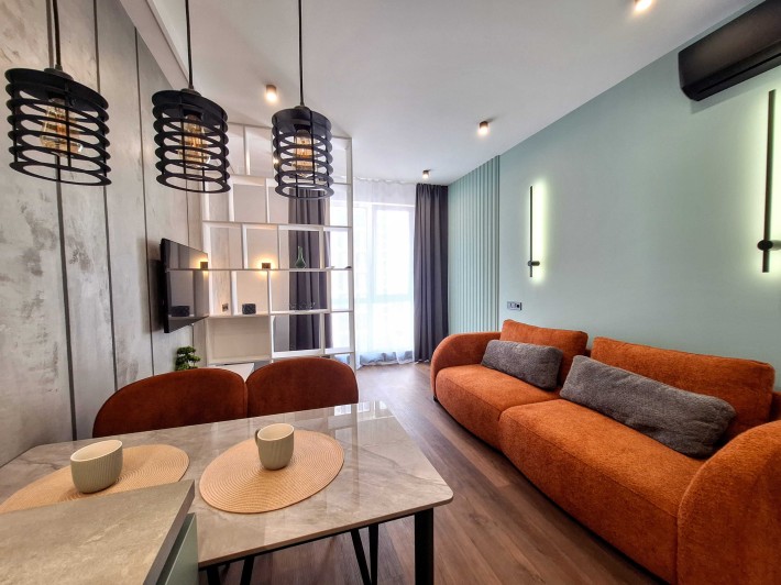 Оренда 1к+кухня-вітальня з дорогим і стильним ремонтом! ЖК Нова Англія - фото 1