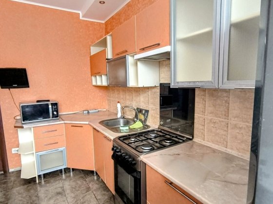 Отличная 3 комн квартира 16 мкрн Хортицкий р-н