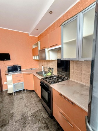 Отличная 3 комн квартира 16 мкрн Хортицкий р-н - фото 1