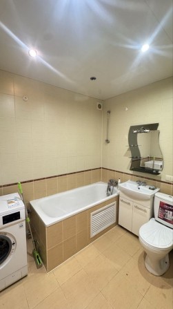 Здається квартира біля Дендропарку - фото 1