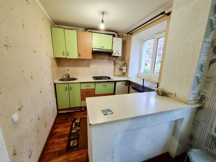 1 Кімнатна.Попова Біля АТБ - фото 1