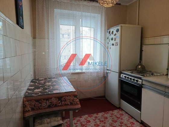 Без% 1к 30м2 початок Троєщіни, просп.Червоної калини, 12в Киев