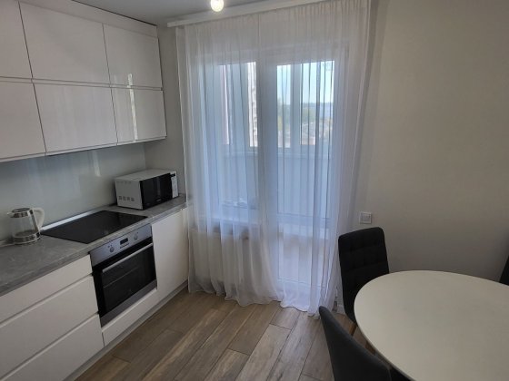 Здам  1-х вул.Здановської ( Ломоносова ) 36 - В Київ