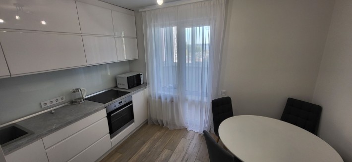 Здам  1-х вул.Здановської ( Ломоносова ) 36 - В - фото 1