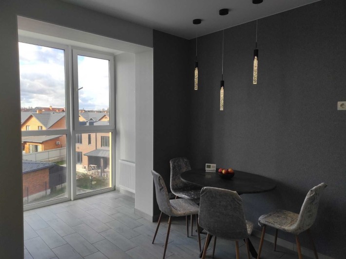 В оренду 1-кімнатна квартира з ремонтом в ЖК «Західний», Барське шосе. - фото 1