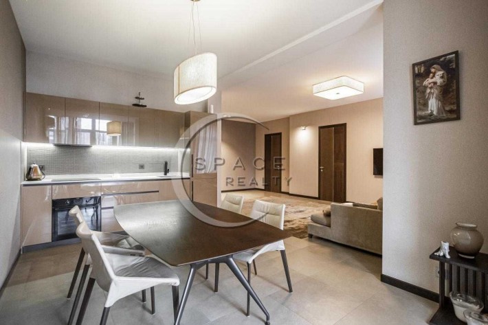 Оренда 2-кім.кв-ри.90 кв.м. з дизайнерським ремонтом Драгомирова 16. - фото 1