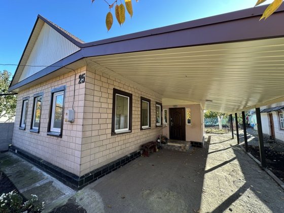 Оренда будинку в тихому районі Черкассы