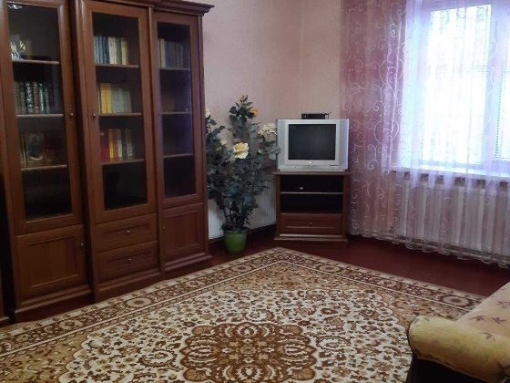 Здам з гарним ремонтом невеликий  будинок Чернигов