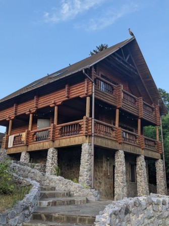 Сдається 3-етажний будинок на березі річки Снов - фото 1