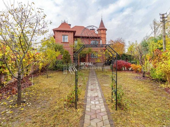 Оренда будинку Київ Оболонь Генератор підвал (бомбосховище) 5 спалень Киев