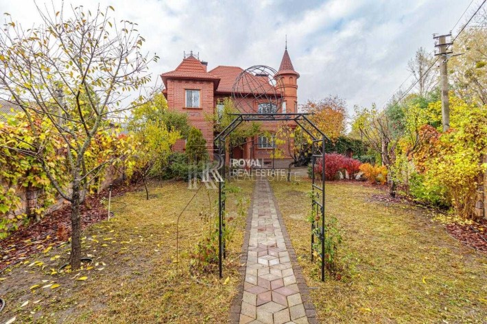 Оренда будинку Київ Оболонь Генератор підвал (бомбосховище) 5 спалень - фото 1