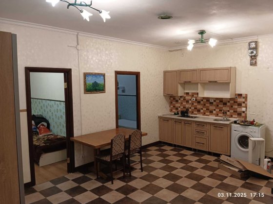 Сдам  Шевченківський р-н  м Нивки 5 хви.  вул Гончарова(Брюссельська) Київ