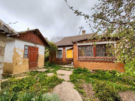 Здається 2-к. будинок по вул.Б.Хмельницького в р-ні Бучми,читайте опис Винница