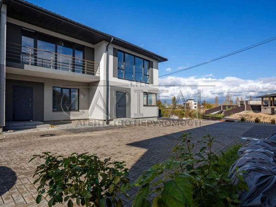 Терміново!!!Оренда Таунхаус,Дарницький район, вул.Святищенська, 120 м2 Київ