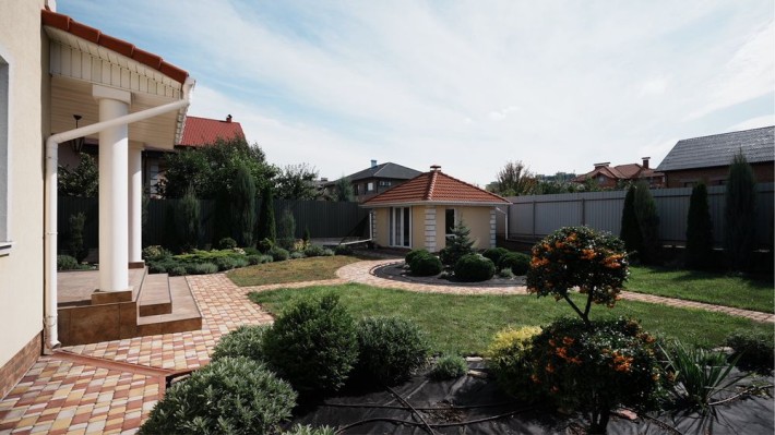 Будинок з гаражем, Офіс ,Совки, Новосілки, Жуляни - фото 1