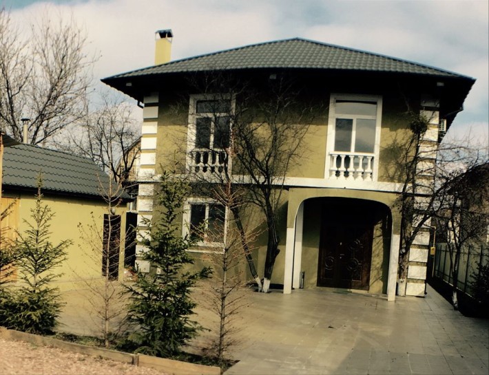 Здається в оренду великий будинок по вул. Богатирська (Оболонь-2) - фото 1