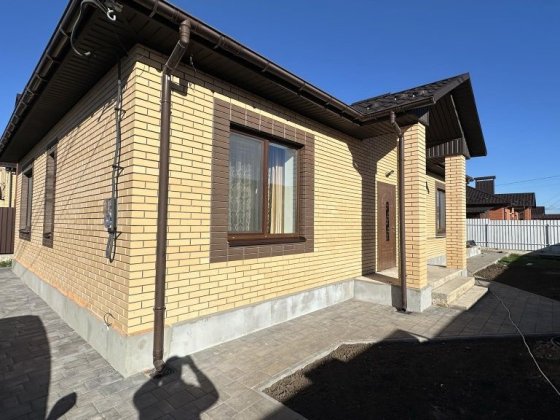 Здається чудовий 3 кімнатний Будинок на Весняному. Винница