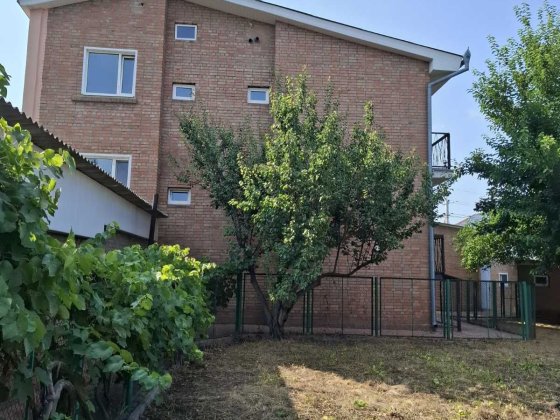 Здається в оренду будинок з сауною і гаражами Кропивницкий