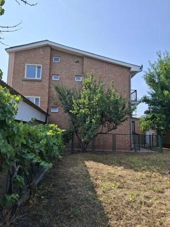 Здається в оренду будинок з сауною і гаражами - фото 1