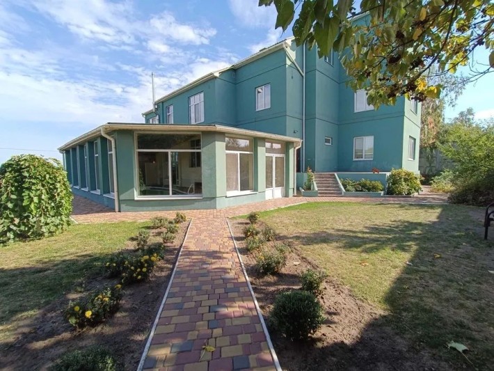 Сдам 4-этажный дом с видом на Днепр Соборный район ж/м Победа-6 - фото 1