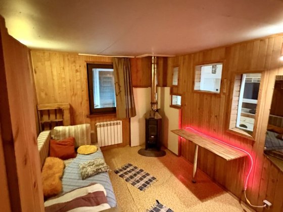 Без ріелтора Затишн будиночок з буржуйкою та Wi-Fi. Київ. Озеро,тераса Київ