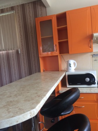 Сдам дом командировочным 2000грн c человека - фото 1