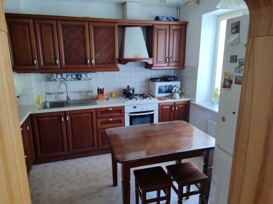 Оренда 3к.кв. вул. Запорізька, з ремонтом, меблями!