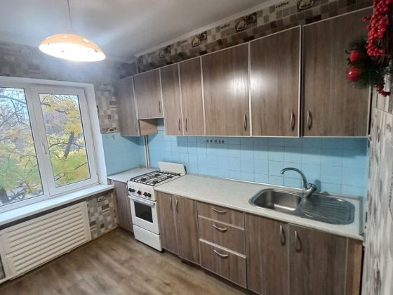 Сдам 2 комнатную квартиру Запорожье