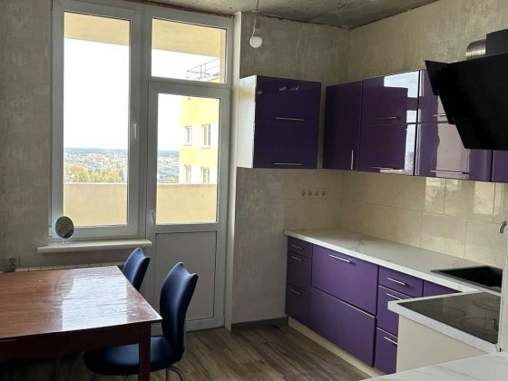 Вул. Сиваська 12/2,красива та тепла квартира! Київ