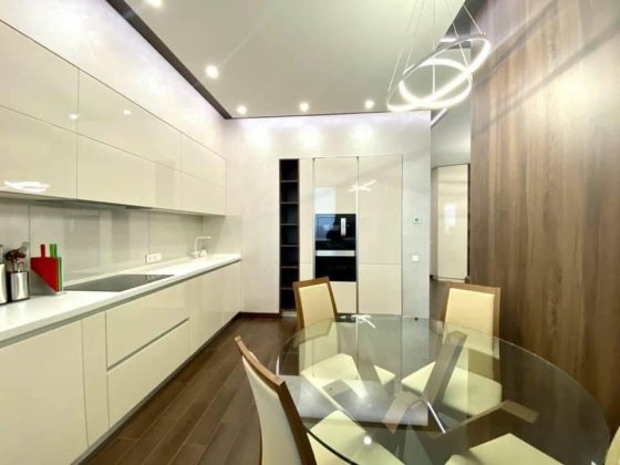 Оренда квартири, ЖК Аристократ, центр міста, метро Печерська Киев