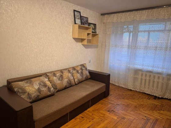 Сдам 1кв. Кузнецова, отличное  состояние.