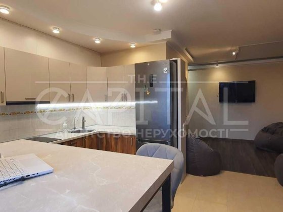 Оренда 2кімнатної квартири з видом на озеро Київ