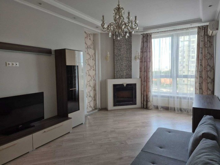 Оренда 3-к квартири, вул. Мокра 20-Г, ЖК "Пори року" - фото 1