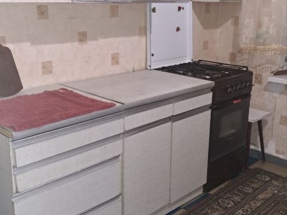 Аренда 2 комнатной квартиры на песках 40 летие Победы Запоріжжя