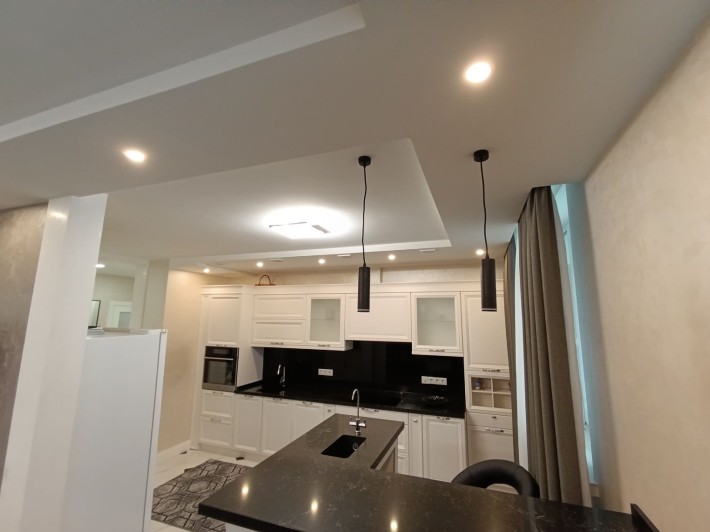 Оренда 3 кім. кв. В ЖК Паркові Озера 12 поверх - фото 1