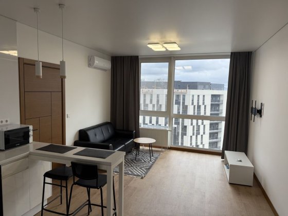 Євродвушка, Жк Славутич 2.0. Метро Славутич Киев