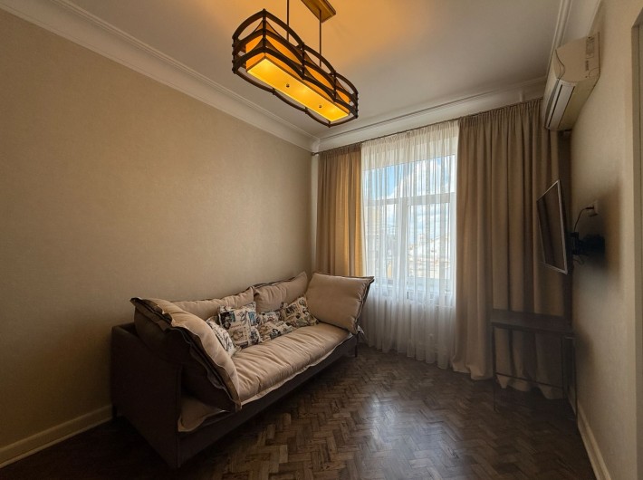 Оренда 3-кімнатної квартири Ярославів Вал 30А Центр Шевченківський - фото 1