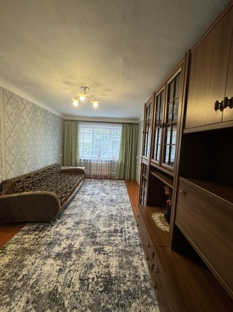 Здається 2 кімнатнана Площі з меблями та технікою. - фото 1