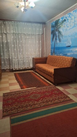 Оренда однокімнатної квартири біля Дендропарку. - фото 1