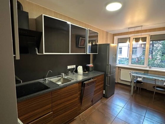 Здам 2к квартиру з кабінетом Центр Шевченківський Золотоустівська,26 Київ