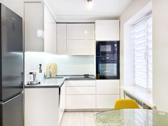 3 кім з КАП РЕМОНТОМ в багатоповерхівці ТОПОЛЬ (718162)