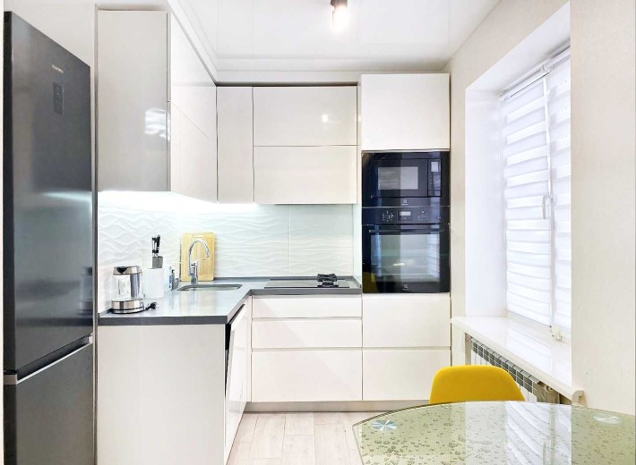 3 кім з КАП РЕМОНТОМ в багатоповерхівці ТОПОЛЬ (718162) - фото 1