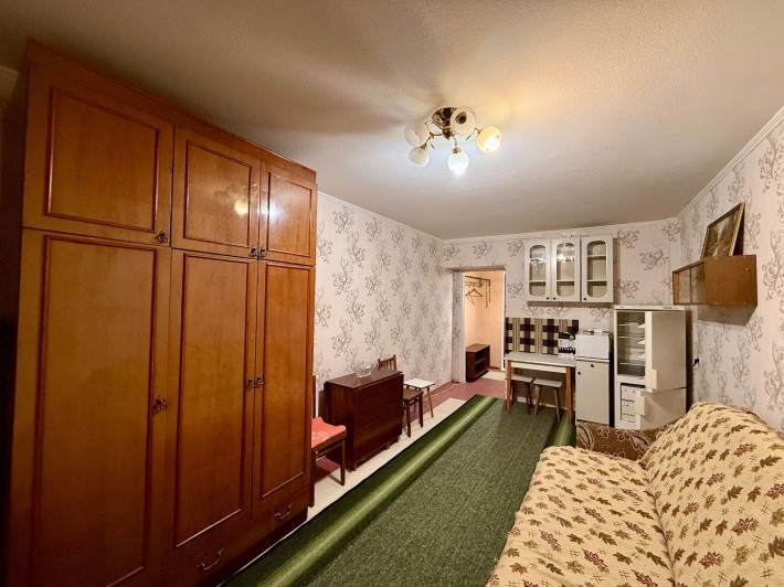 Антоновича 10Б низ пр. Александра Поля пакр Глобы центр - фото 1