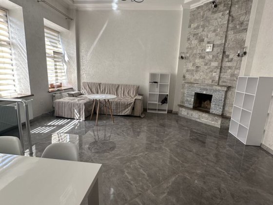 Сдам квартиру в центрі міста Кропивницкий